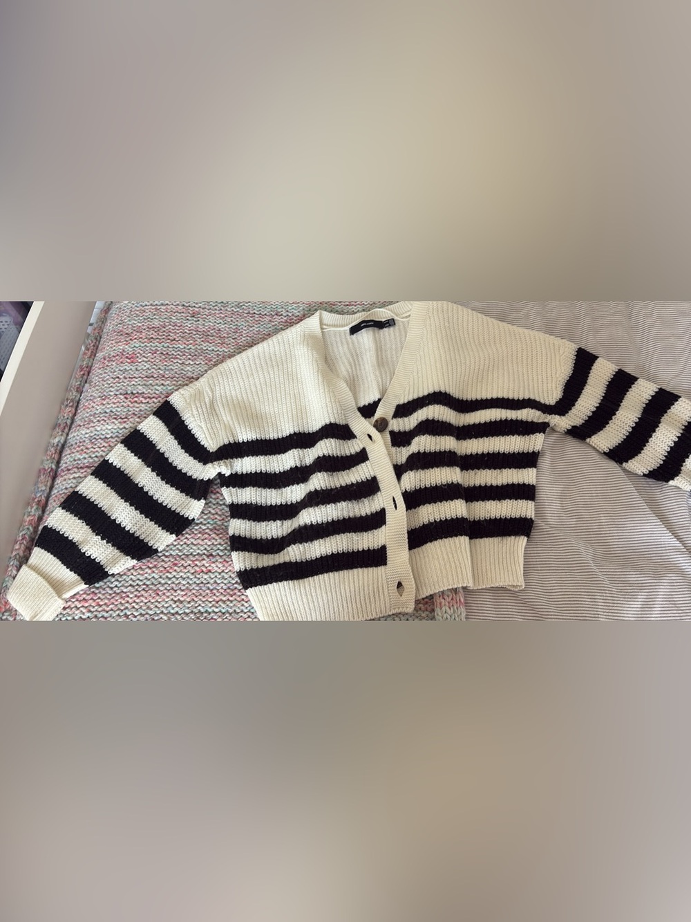 Vero Moda Cream and Black Striped Knit Cardigan